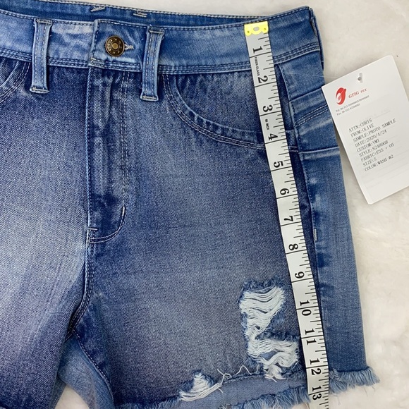 Jean distressed blue stretch shorts - Picture 4 of 15